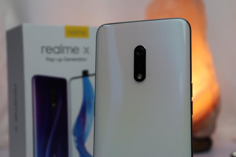 realme x pop up selfie camera