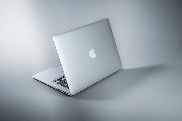 MacBook 2022